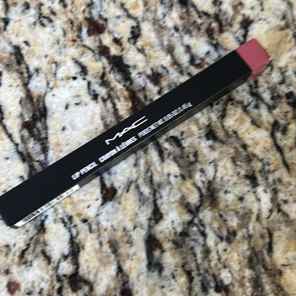 ⚡️💕Soar Mac Lip Liner BNIB - Picture 7 of 8